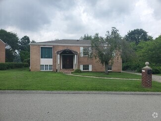 Building Photo - 210 Canterbury Ln