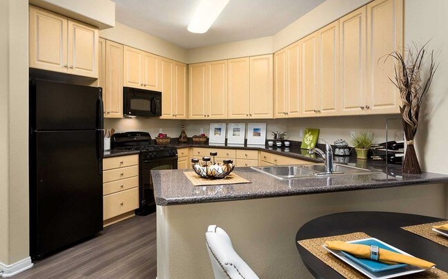 Avalon Warner Place Apartments Woodland Hills, CA