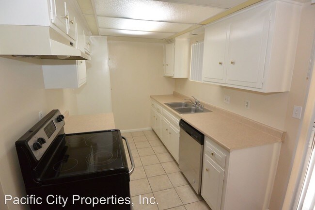 Foto del edificio - 12012-12022 Bailey St