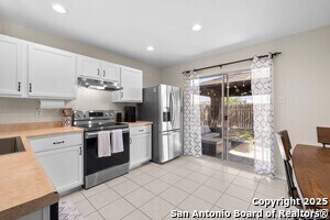 Foto del edificio - 6627 Port Elizabeth