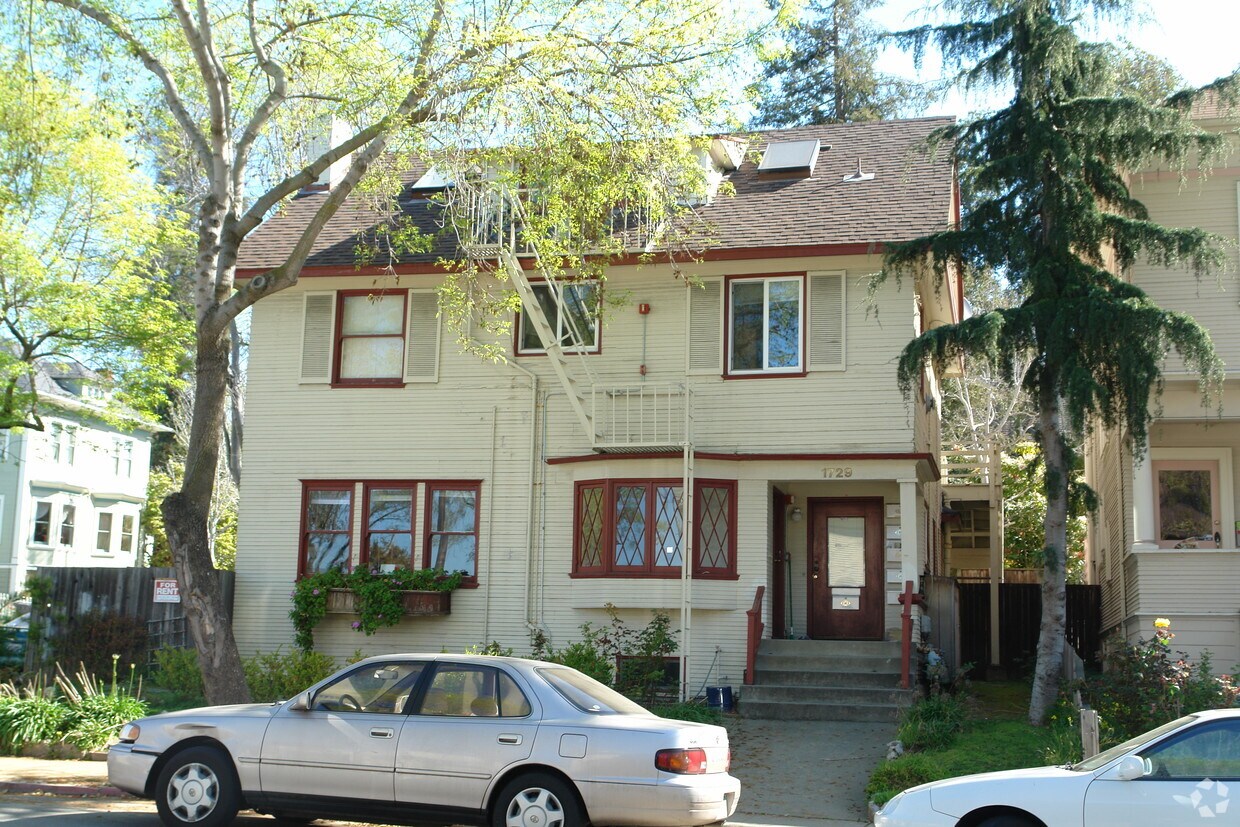 Building Photo - 1729 Martin Luther King Jr Way