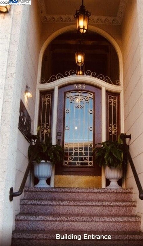 Primary Photo - 545 Frederick St