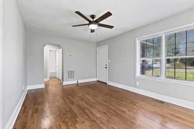 Photo - 3213 Old Opelika Rd House