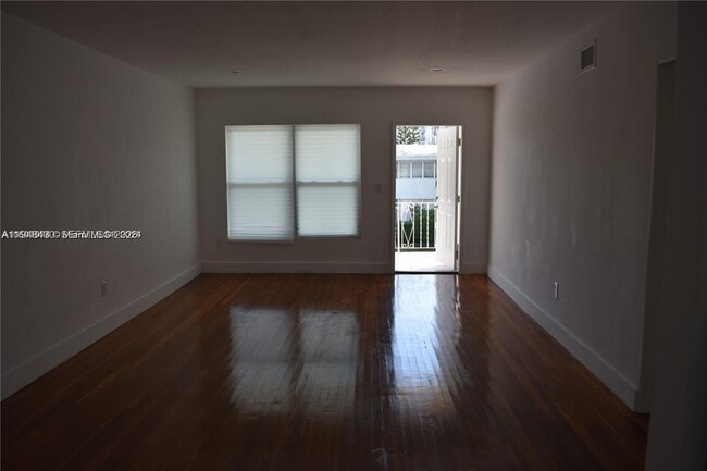 Building Photo - 9780 Bay Harbor Terrace