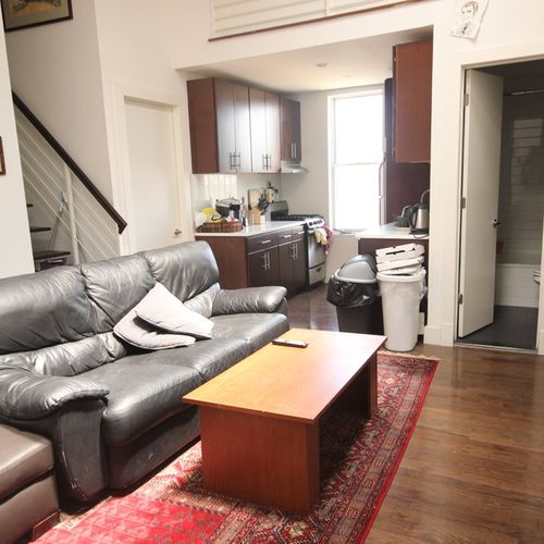 Foto principal - 22 Harrison Pl