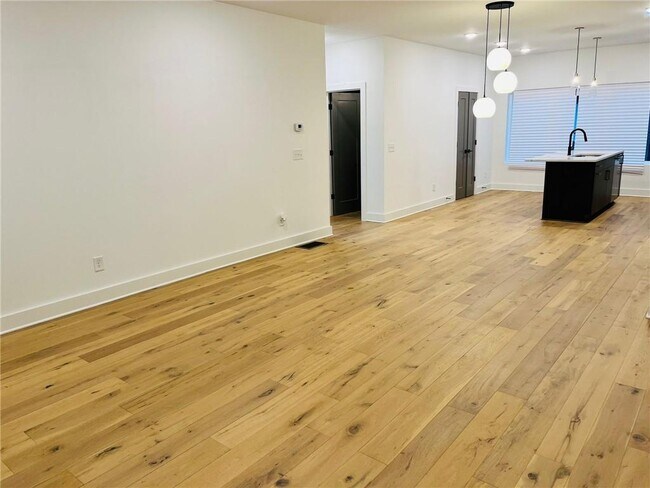 Foto del edificio - 1445 Walker Pl SE