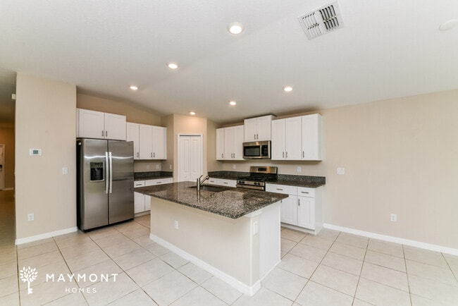 Building Photo - 4124 84th Ct E
