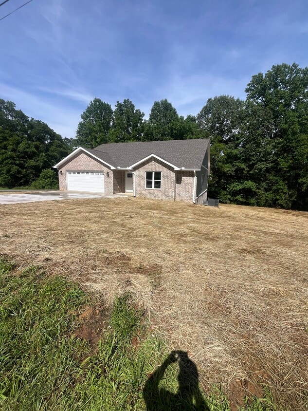 Primary Photo - 15 Hillcrest Dr