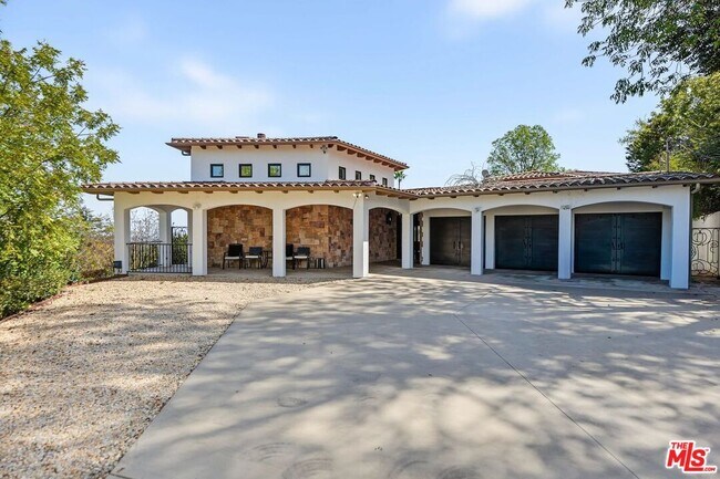 Foto del edificio - 4550 Gable Dr