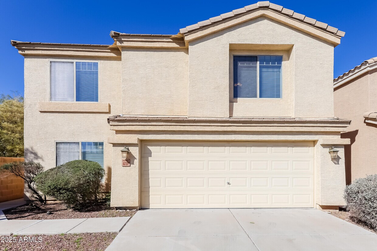 Primary Photo - 6720 N 129th Ln