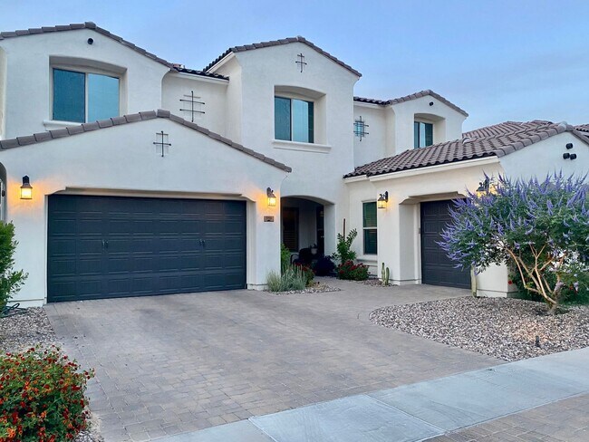 Foto del edificio - Coming Soon: Gorgeous 5bed/4 bath with Ove...