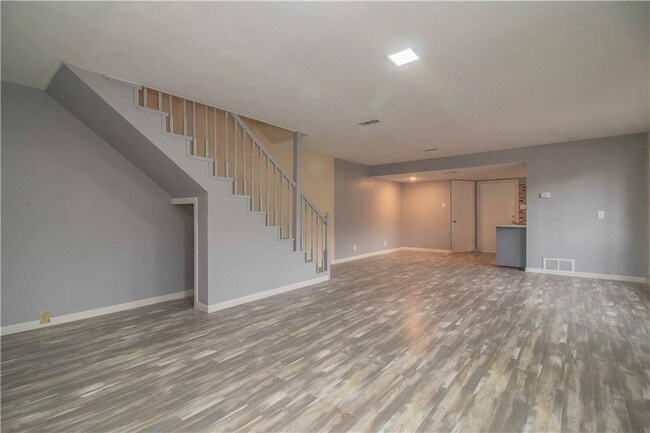 Living Room - 2030 Fleur De Lis Ct