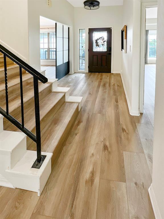 Foto principal - 17800 Village Dr