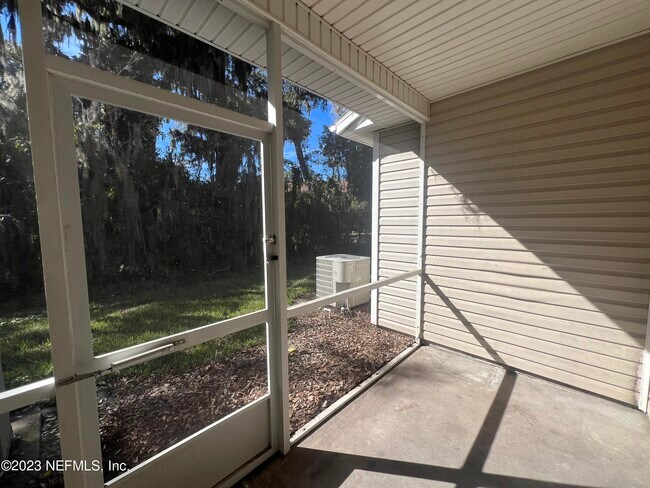 Foto del edificio - 3490 Lone Tree Ln