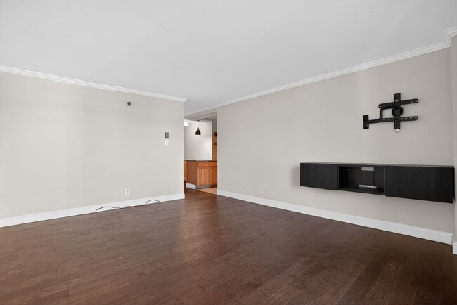 All-Inclusive Waterfront Living at Riverside Condo | $1 Month FREE Rent! - All-Inclusive Waterfront Living at Riverside Condo | $1 Month FREE Rent!