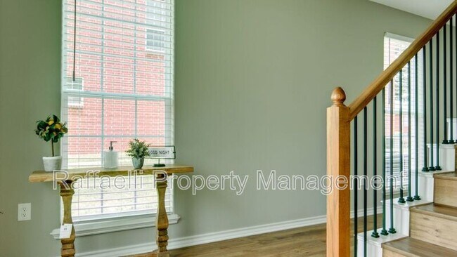 Foto del edificio - 2 Fernwood Dr