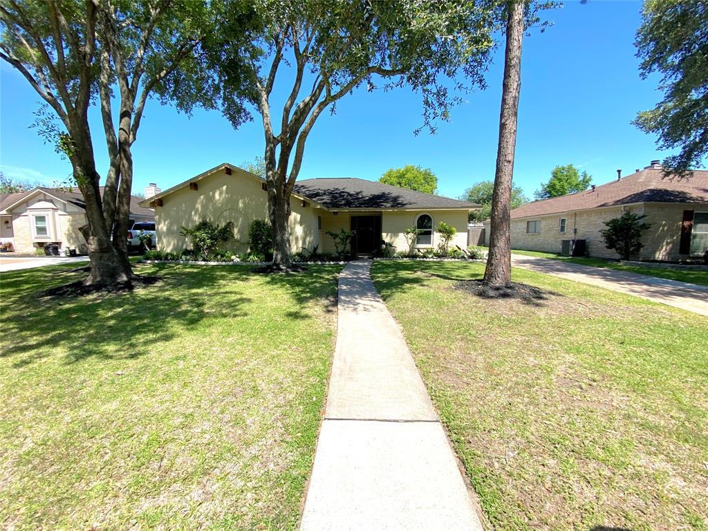 Primary Photo - 2706 Woodcreek Dr