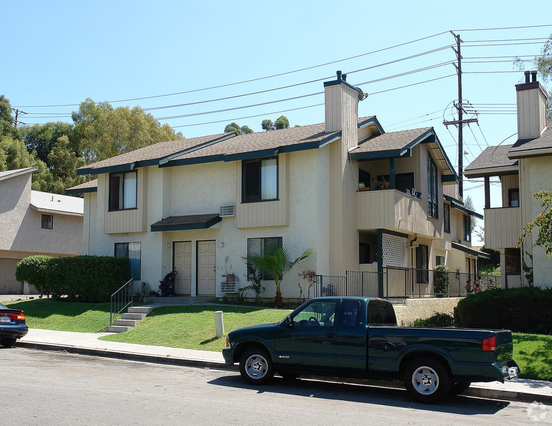 Primary Photo - 23182 Saguaro St