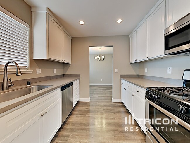 Foto del edificio - 2371 Coronado Ct