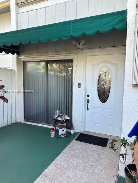 Primary Photo - 6920 SW 109th Pl