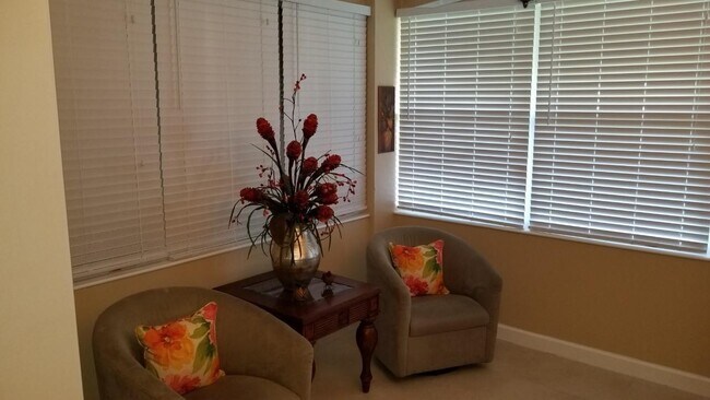 Building Photo - 512  High PointDrive D Delray Beach Fl 33445