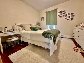 Building Photo - 12-14 Marcella St. Unit 2A