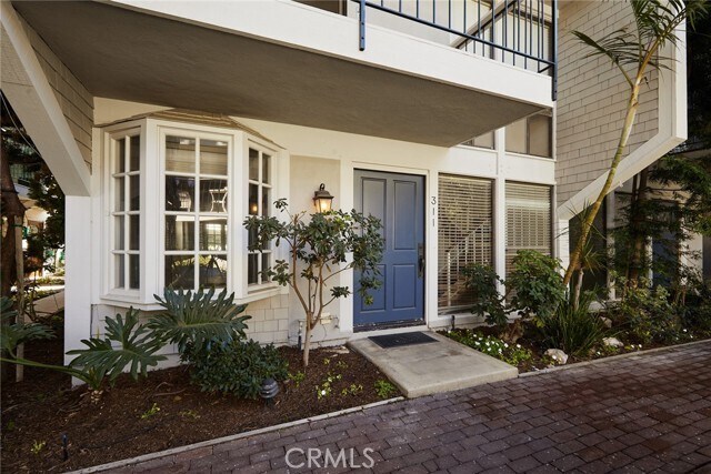 Primary Photo - 311 Dahlia Pl