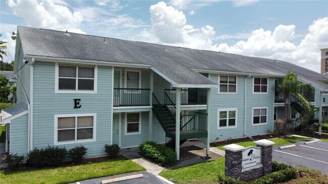 Building Photo - 5002 Terrace Palms Cir