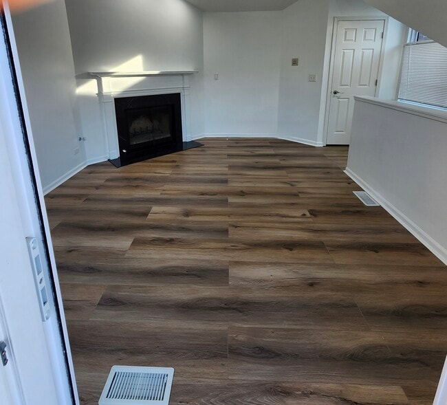 Building Photo - 1077 Courtland Dr