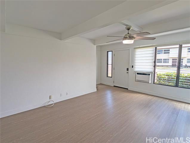 Foto del edificio - 47-410-410 Hui Iwa St