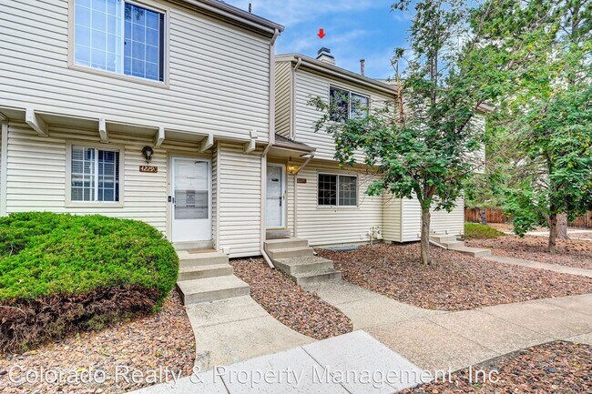 Foto del edificio - 3 br, 2.5 bath House - 4229 S Mobile Cir #D