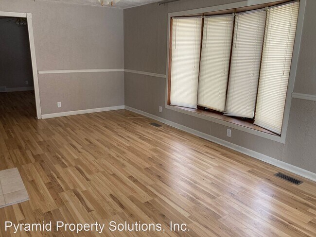 Building Photo - 4 br, 1 bath House - 2720 50th St