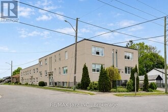 Building Photo - 209 Stacey Ave