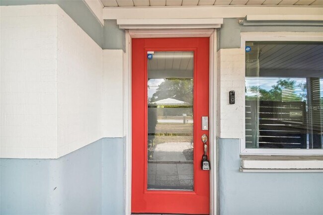Foto del edificio - 3418 W Gray St