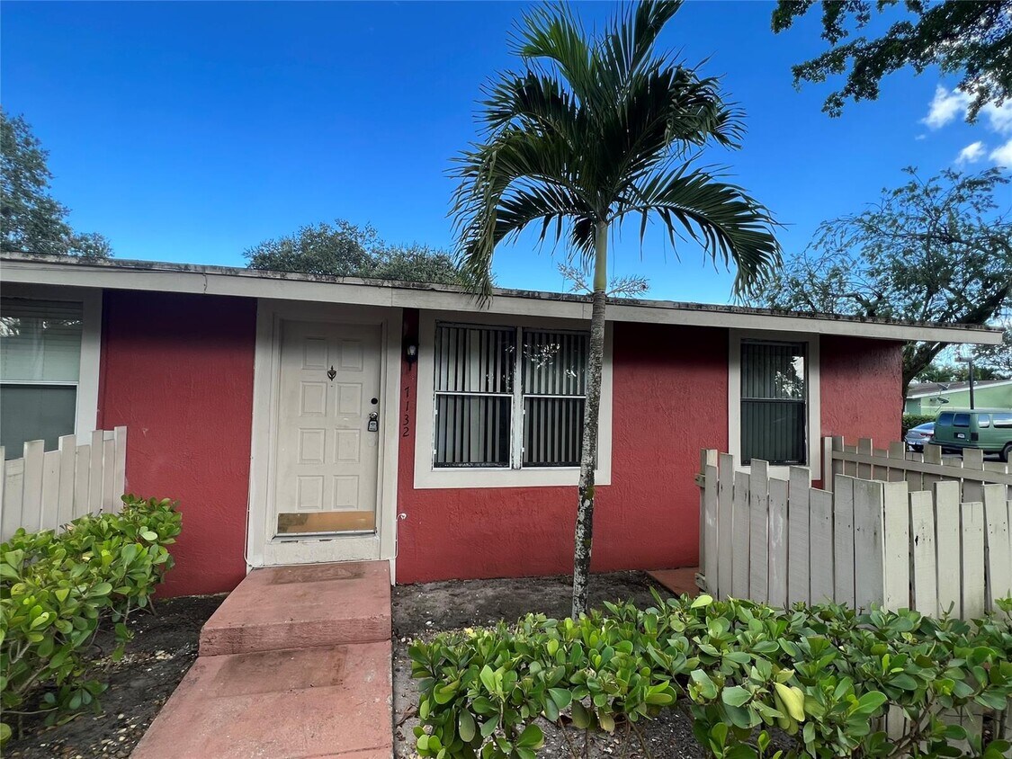 7132 Southgate Blvd, Tamarac, FL 33321 Townhome Rentals in Tamarac FL