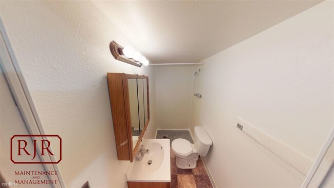 Foto del edificio - 412 E Ave D