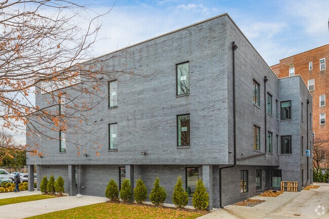 Building Photo - 271 McDonald Ave