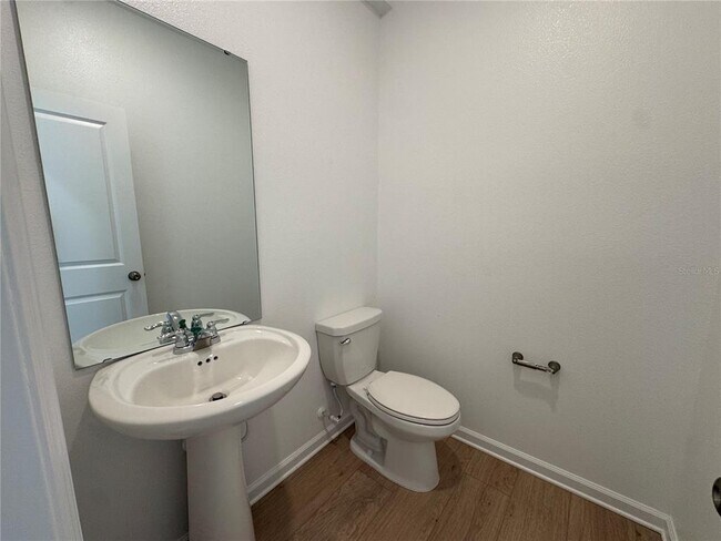 Foto del edificio - 3125 Brookhollow Wy