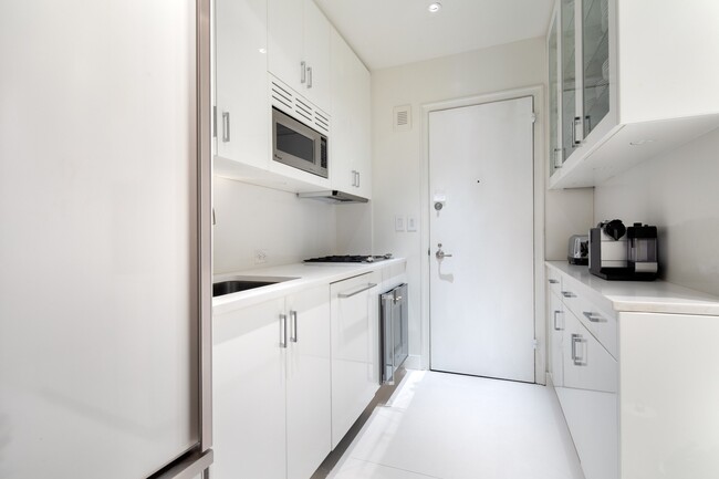 Foto del edificio - 781 5th Ave