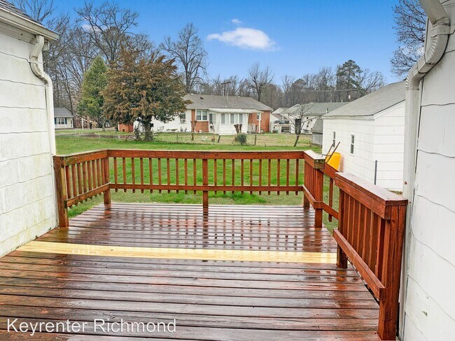 Foto del edificio - 4 br, 2 bath House - 4304 Austin Ave
