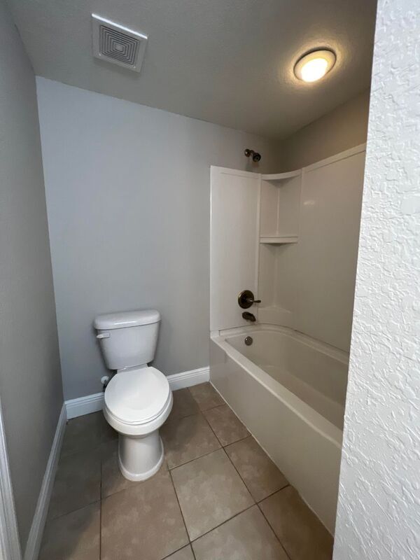 Building Photo - 5150 SE 103rd Ln