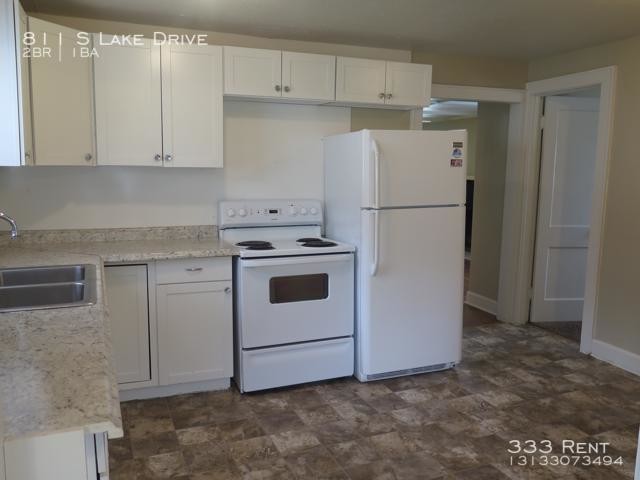 Building Photo - 3 bedroom in Independence MO 64053