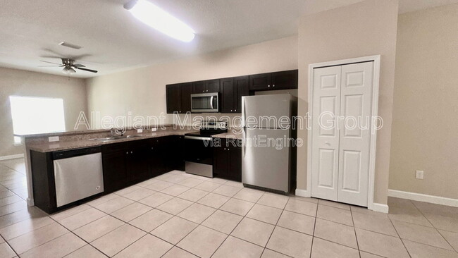 Building Photo - 1109 Najac Ln