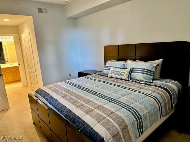 Foto del edificio - 8261 Pathfinder Loop