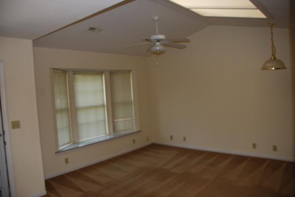 Building Photo - 523 Spencer Pl