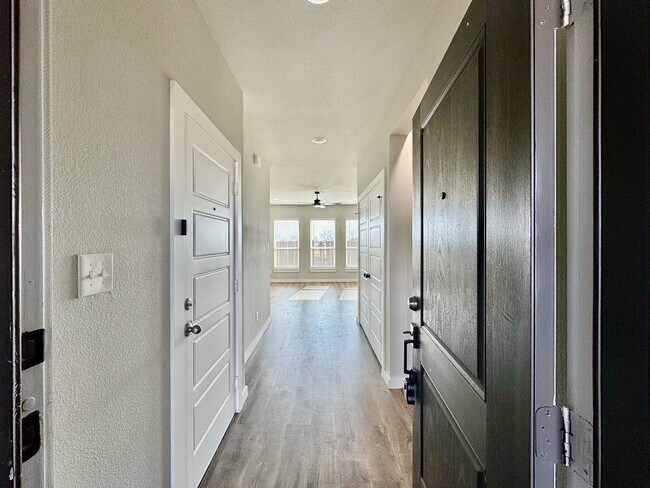 Foto del edificio - 3842-3844 Clovis St.