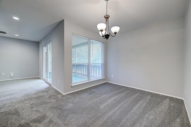 Foto del edificio - 5005 Georgi Ln