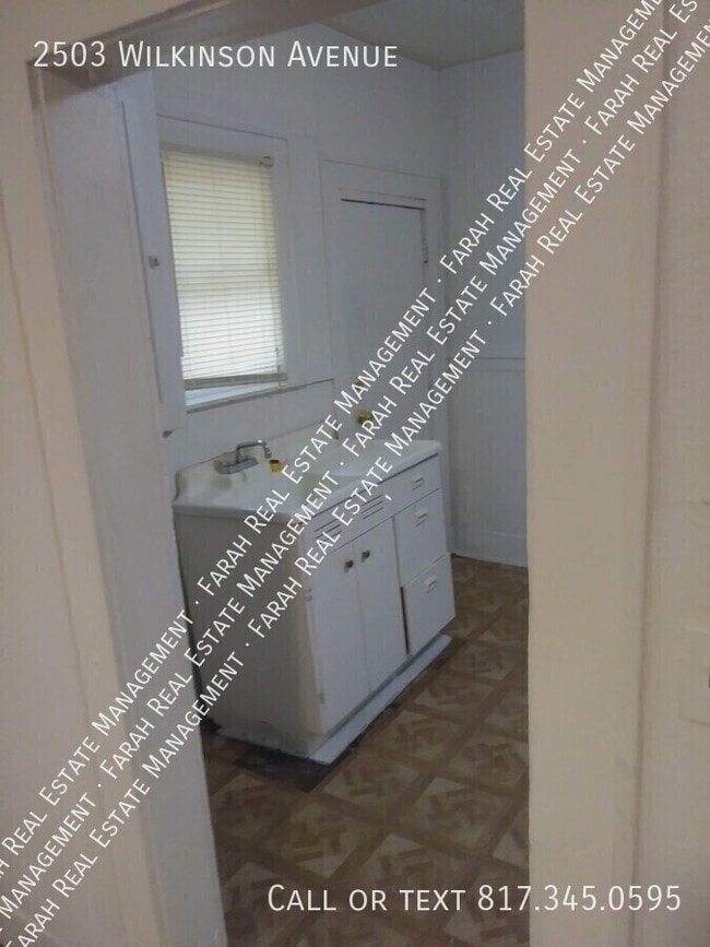 Foto del edificio - 2503 Wilkinson Ave