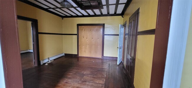 Foto del edificio - 178-180-180 Main St