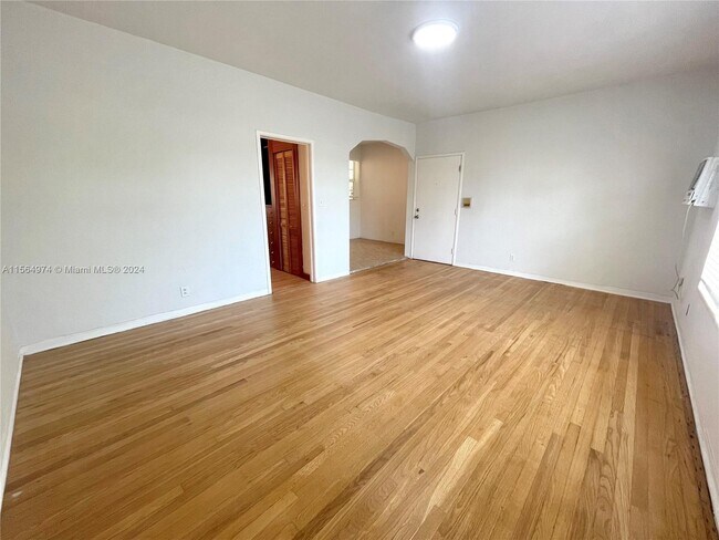 Foto del edificio - 901 7th St